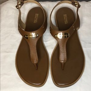 Michael Kors Leather Flats Sandals